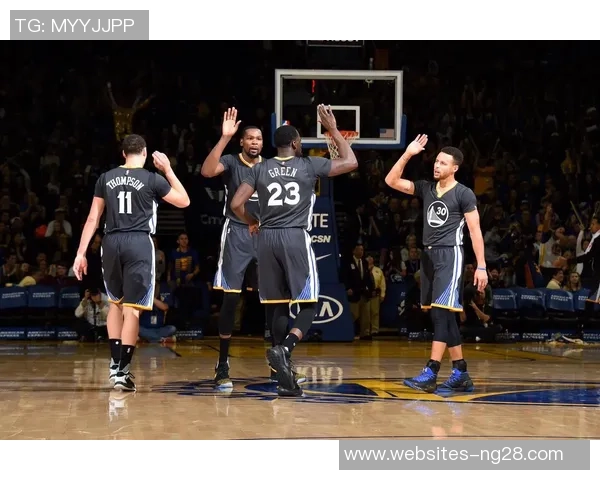 今天NBA精彩对决雷霆勇士录像回放分析与精彩瞬间分享 今天NBA精彩对决雷霆勇士录像回放分析与精彩瞬间分享